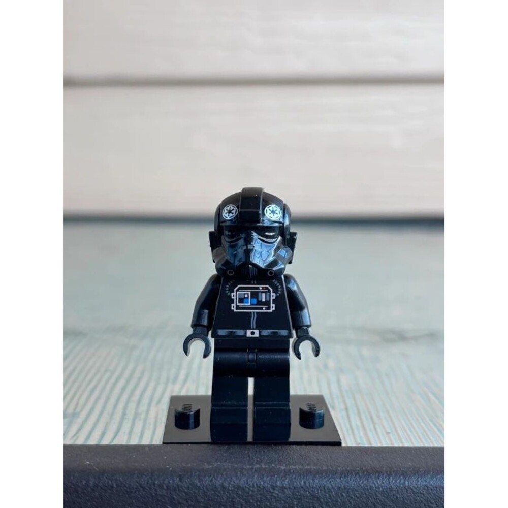 Lego Star Wars Tie Defender Pilot